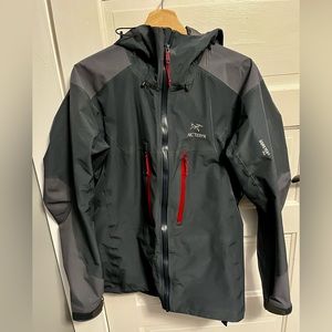 Arcteryx Alpha AR Jacket (Women’s)